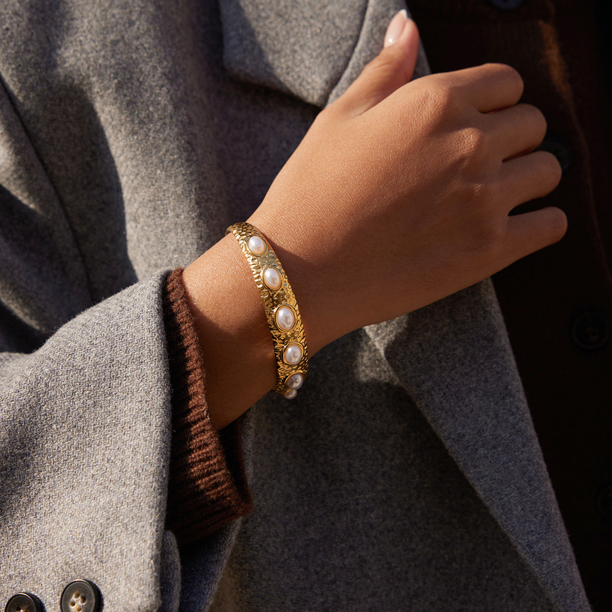 Stainless Steel Resin Pearl Cuff Bracelet