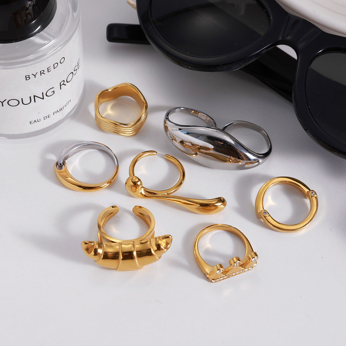 Stainless Steel 18K Gold PVD Croissant Ring