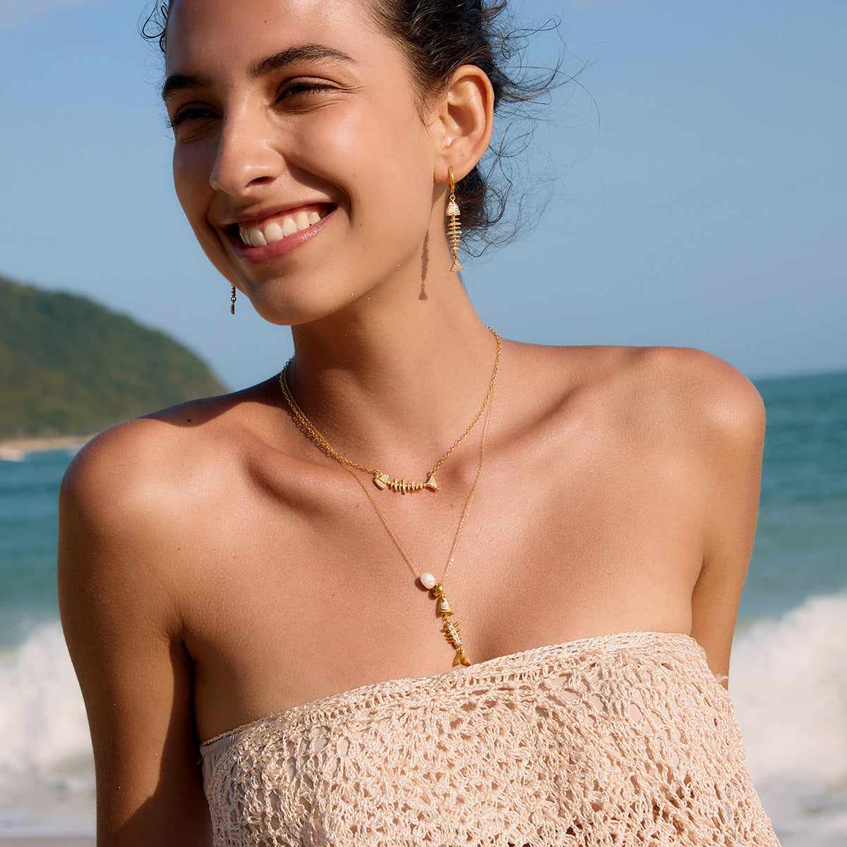 Stainless Steel White Rhinestone Fish Bone Necklace Earrings Jewelry Set