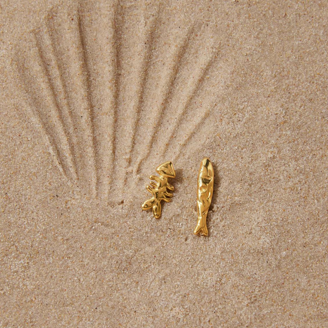Stainless Steel Asymmetric Fish Bone Stud Earrings
