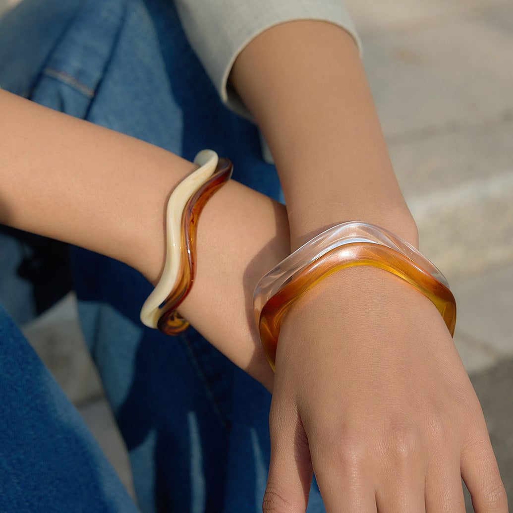 Stainless Steel Acrylic Resin Wave Bangle