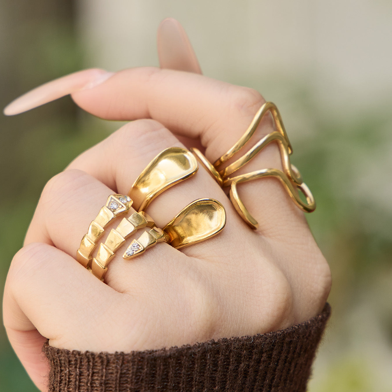 Stainless Steel Snake-shaped CZ Geometric Ring Set