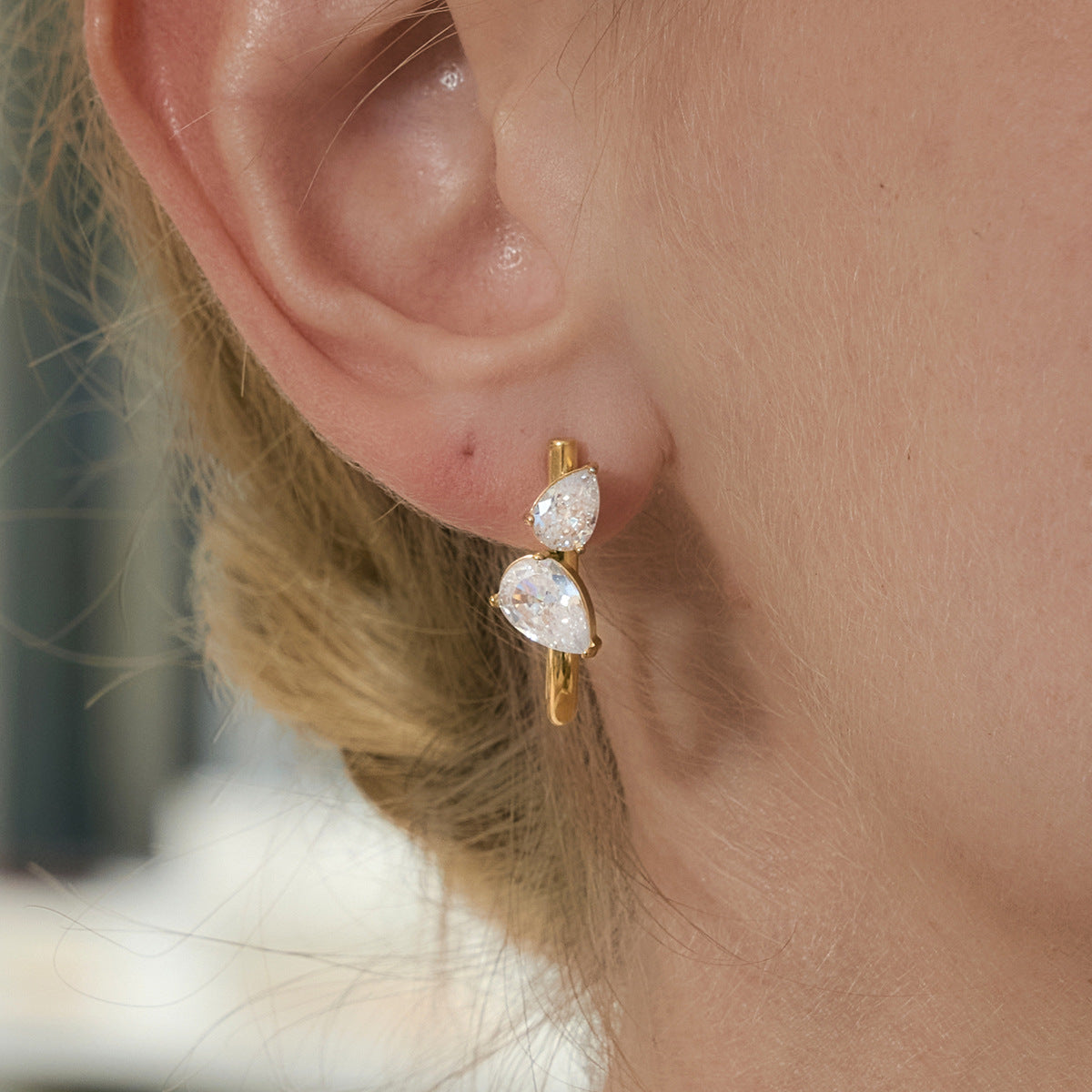 Stainless Steel White Cubic Zirconia U-shaped Earrings