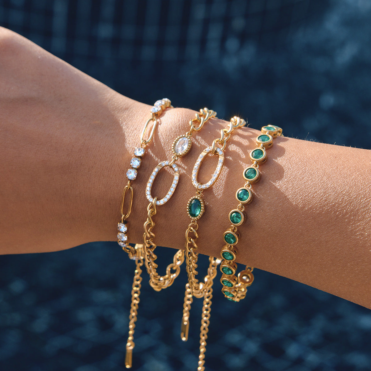 Stainless Steel O-shaped Hollow Egg Shaped CZ Cuban Chain Bracelet