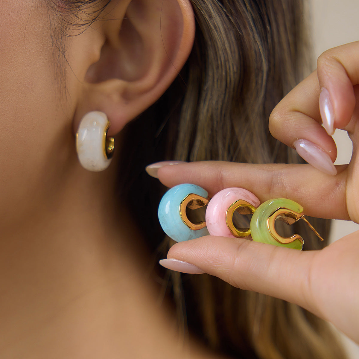 Stainless Steel Resin Irregular C-ring Stud Earrings