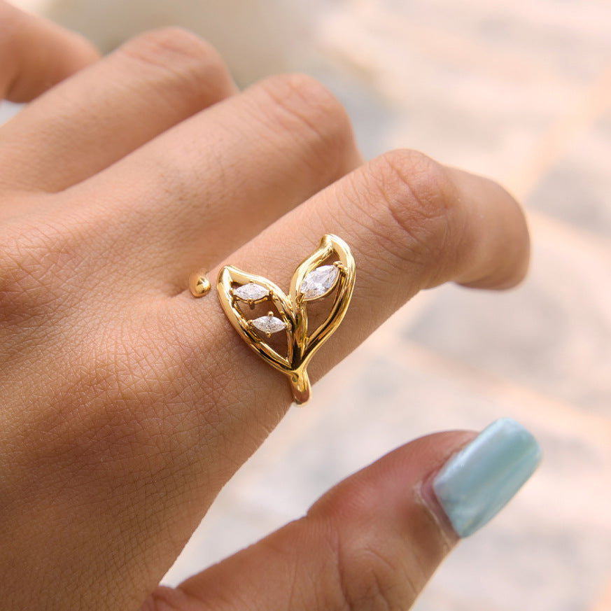 Stainless Steel White CZ Fish Tail Opening Ring