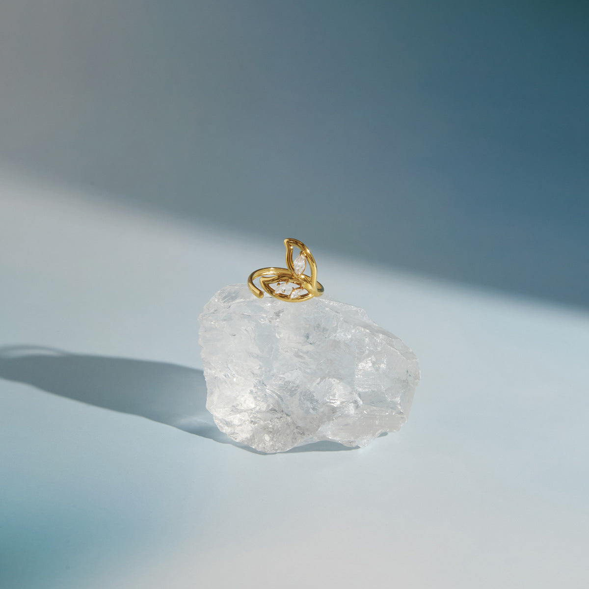 Stainless Steel White CZ Fish Tail Opening Ring