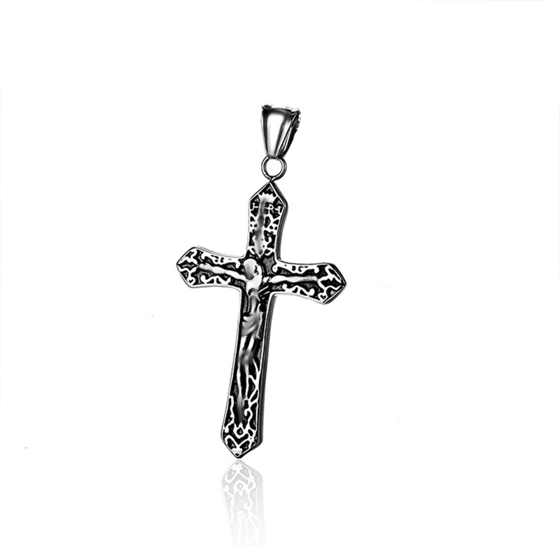 Collier avec pendentif croix punk en acier inoxydable