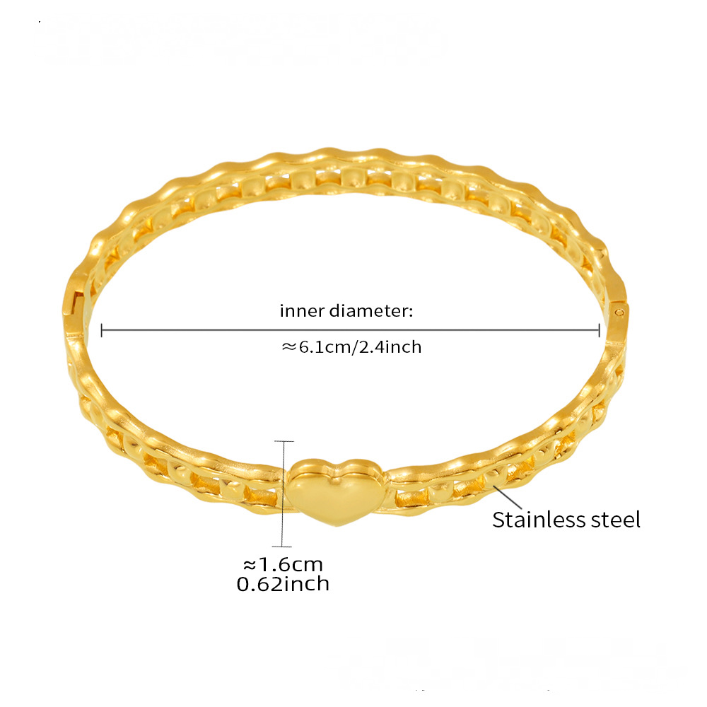 Stainless Steel Heart Hollow Texture Buckle Bracelet