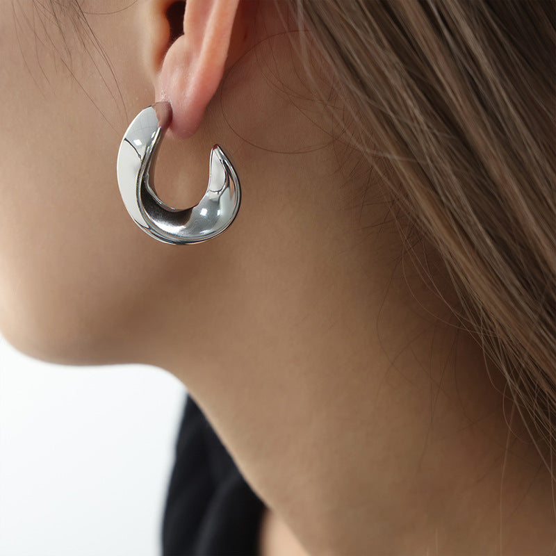 18K Gold PVD U-shaped Stud Earrings