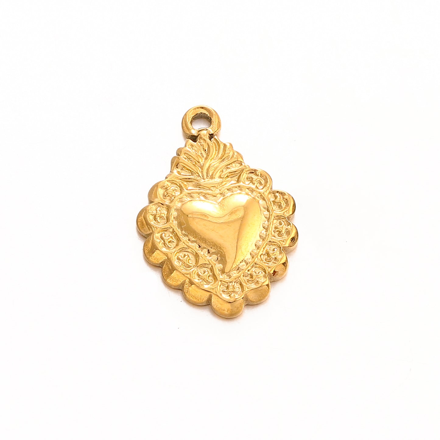 Pendentif en acier inoxydable en forme de cœur à motif rétro