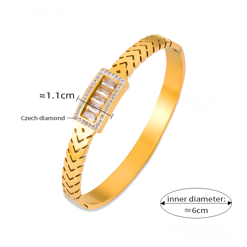 Chain Shaped Stainless Steel Bangle Bracelet
