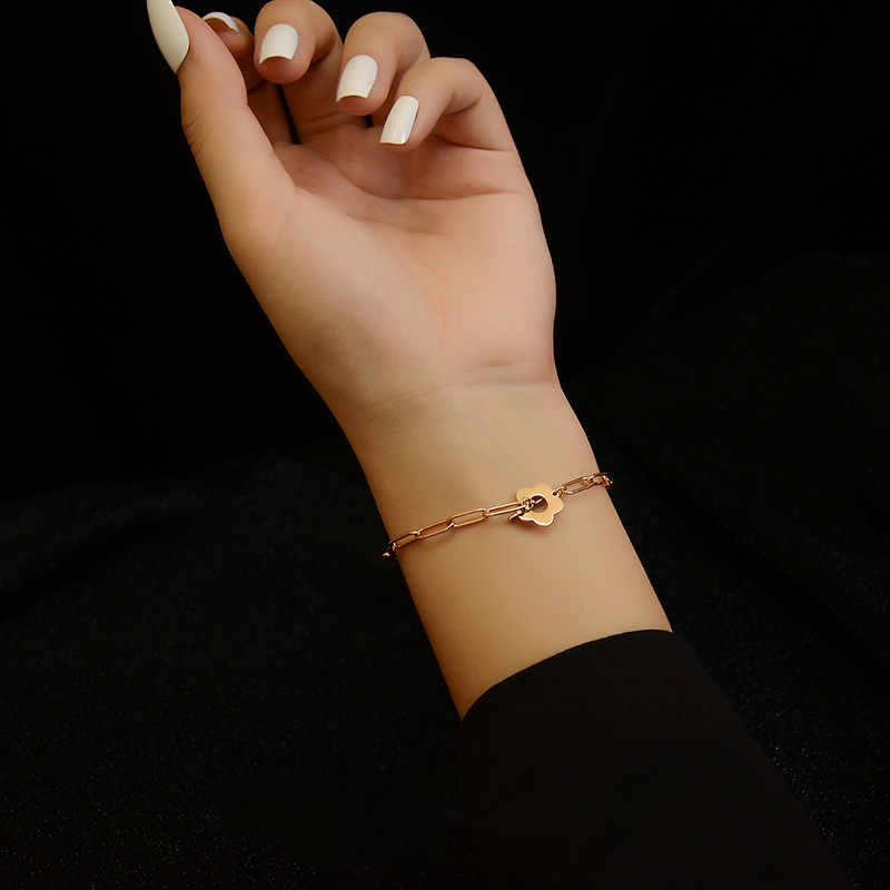 Daisy Paper Clip Chain Stainless Steel Bracelet