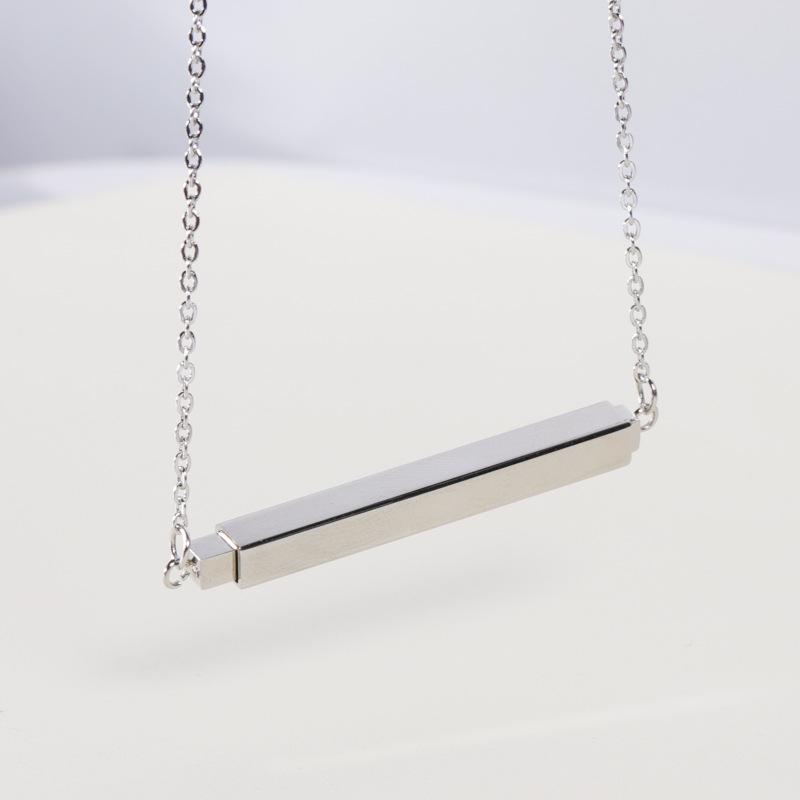 Collier vierge rétractable en acier inoxydable 3D