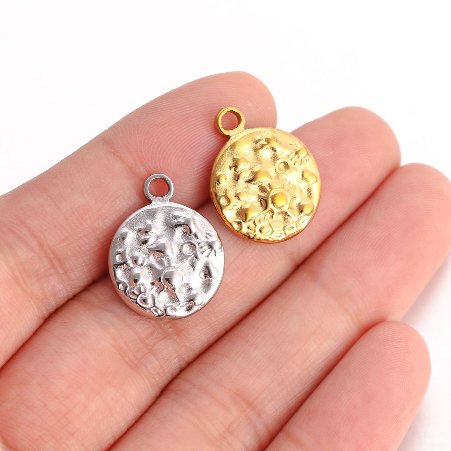 Stainless Steel Concave Embossed Round Pendant