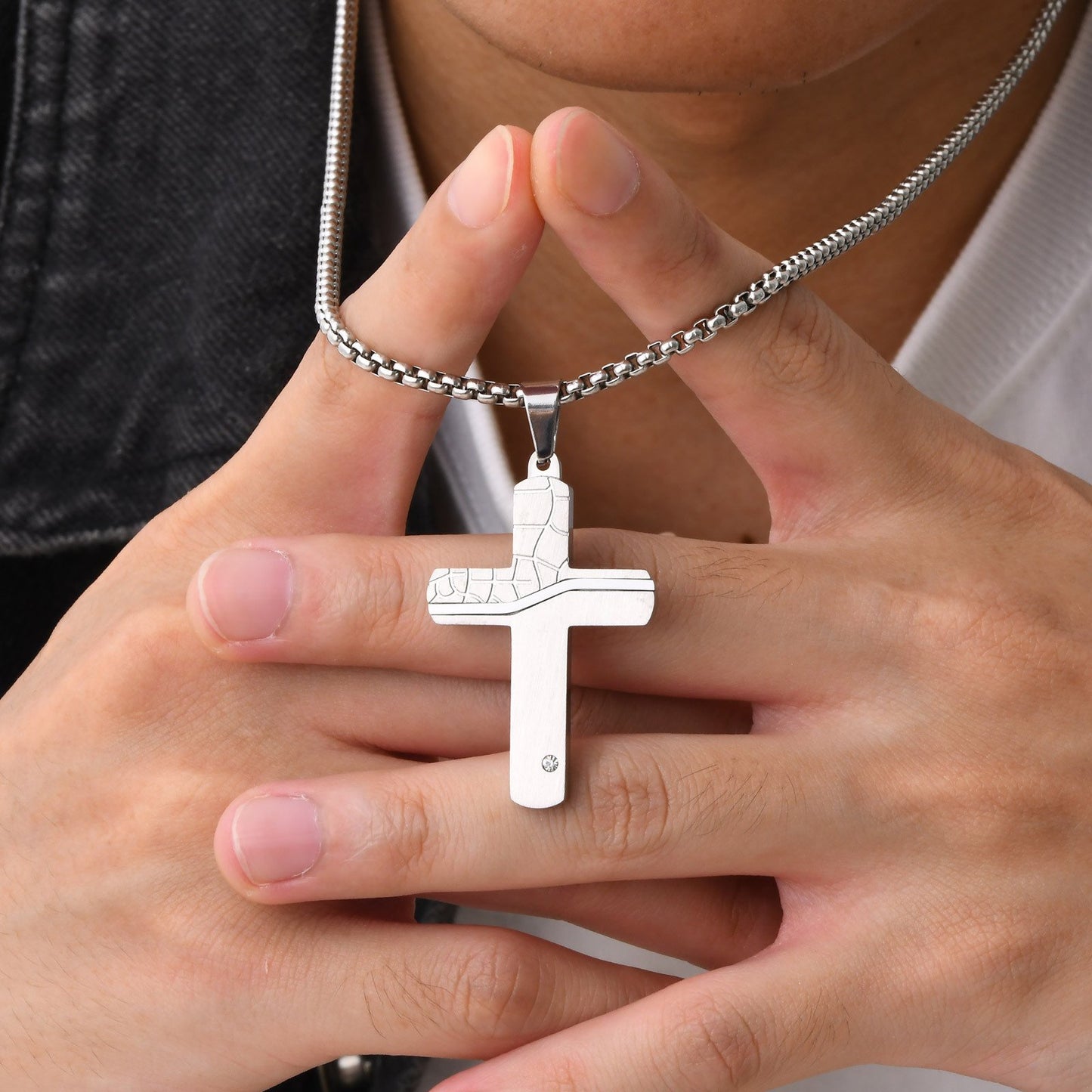 Stainless Steel Cracked Cross Pendant Blank Necklace
